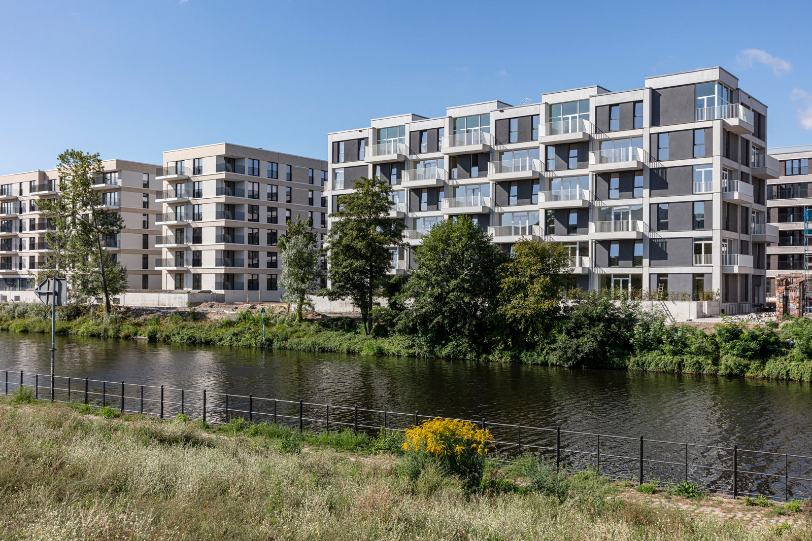 Living on the water – in the middle of Berlin