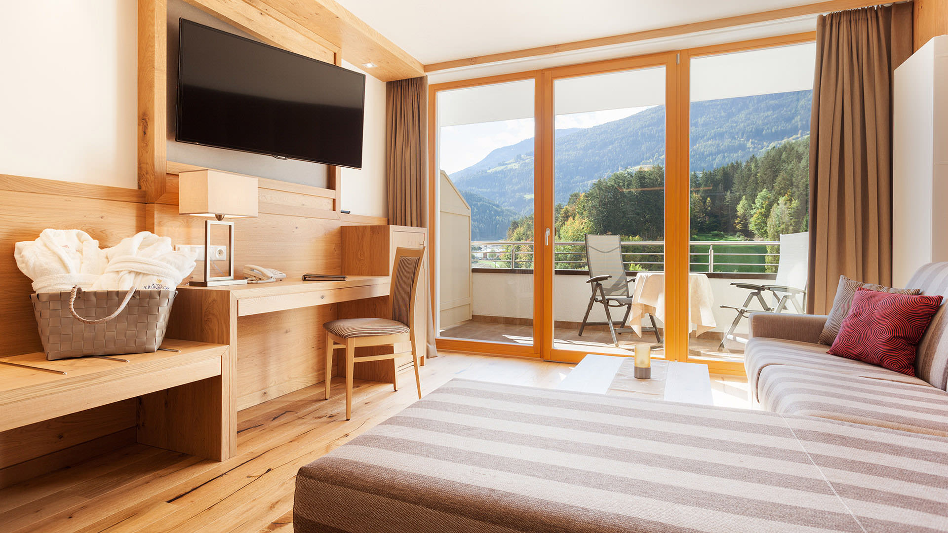 Modern alpine style featuring sophisticated Plank 1-Strips from HARO