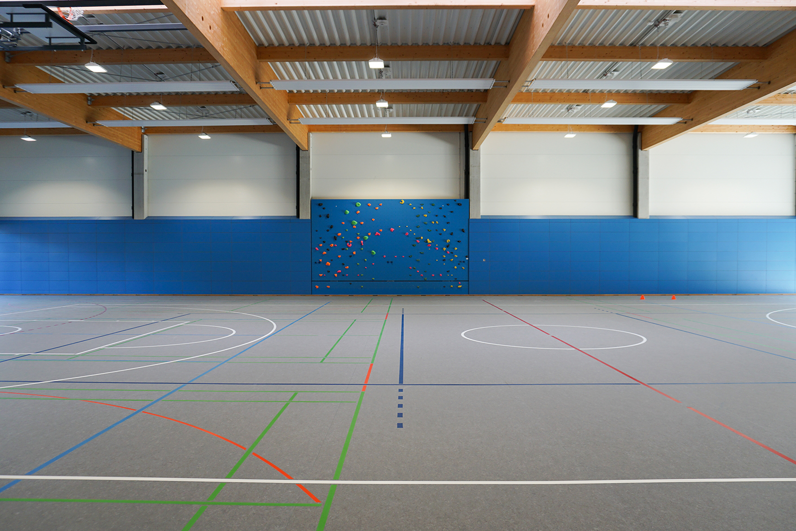Sports for everyone – the motto of the new Decathlon Sports Hall