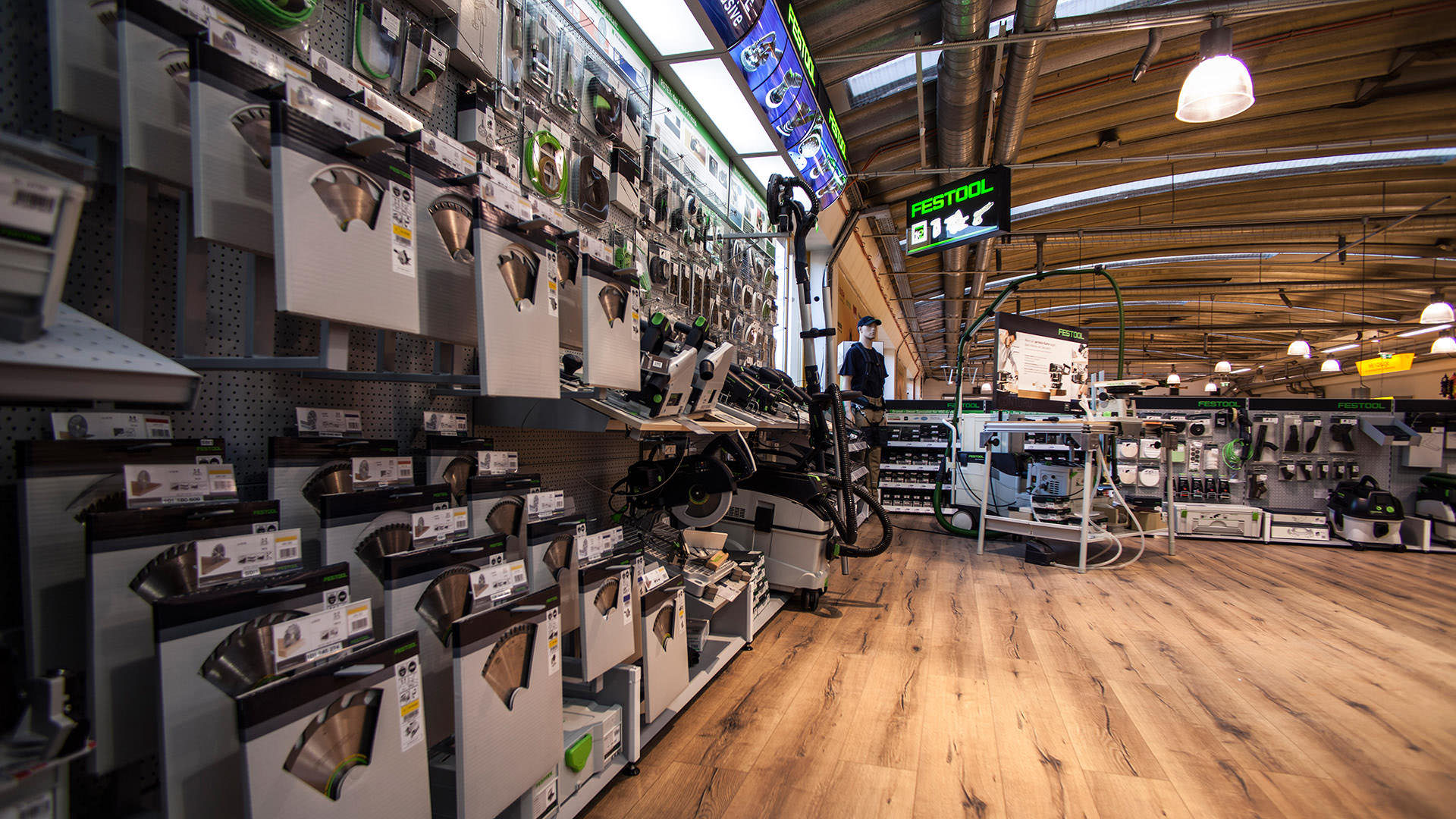 Laminate Floor from HARO: Tough underfoot, attractive to the eye
