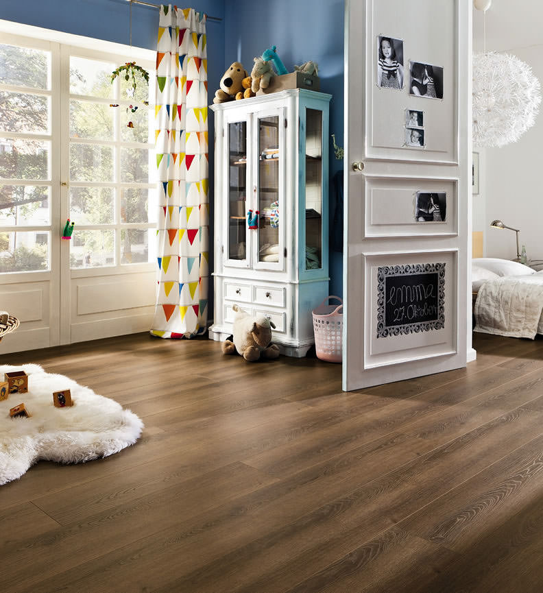 Laminat Gran Via 4V Eiche Vienna geraeuchert  Int01