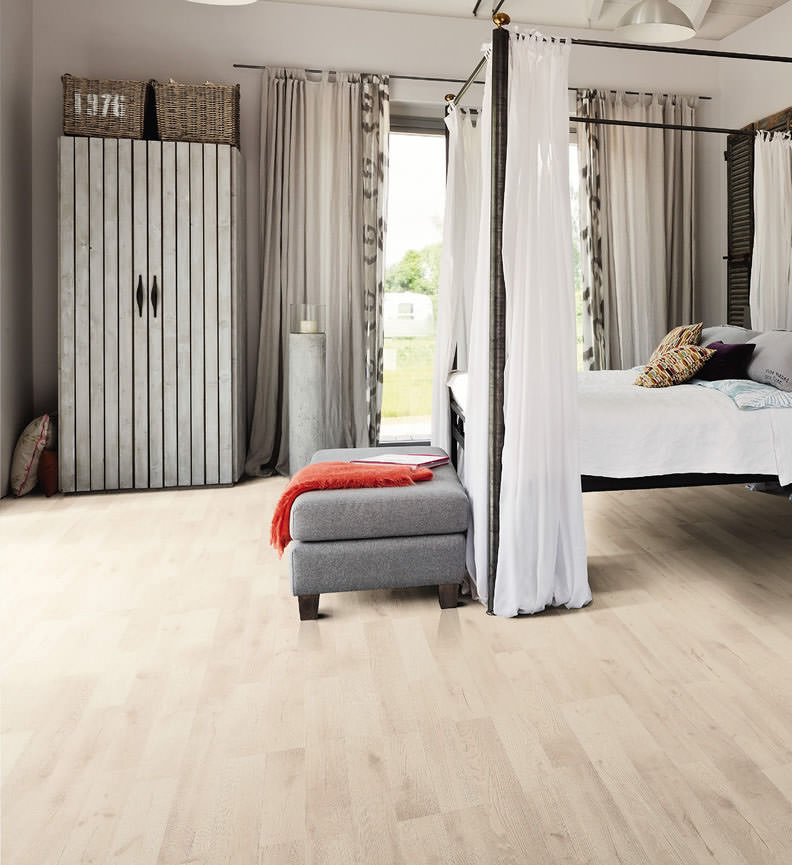Laminat T75 2Stab Eiche Artico weiss  Int01