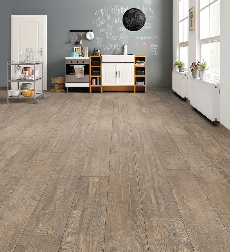 Laminat Gran Via 4V SE Wildkastanie  QV 2014