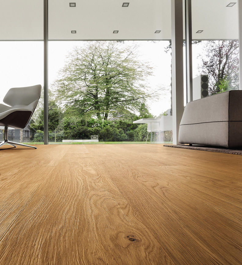 Parkett LA 4V Eiche Markant geschroppt  Int01