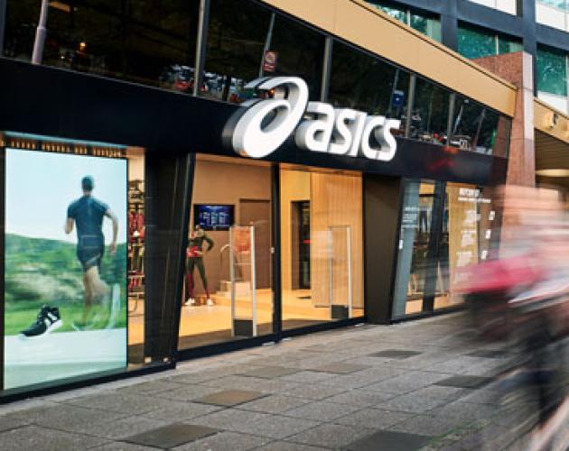 Asics Store in Amsterdam opts for HARO Parquet