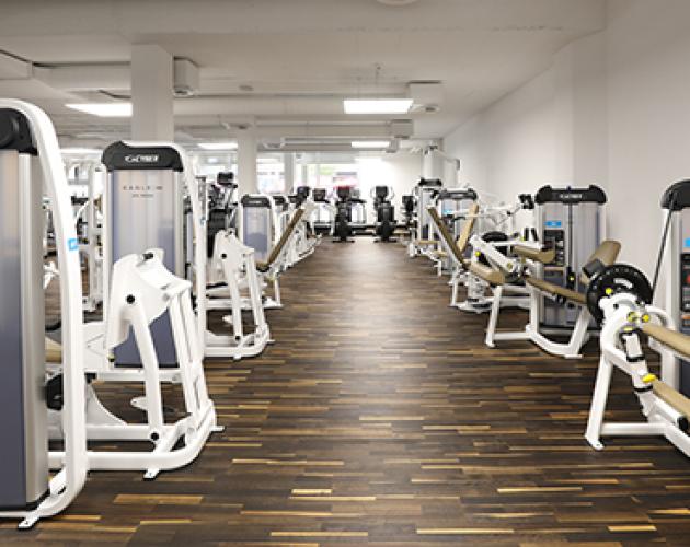 Located in Basel’s Clarastrasse, the Migros fitness centre offers a wide variety of exercise classes and the compilation of a personalised training plan.